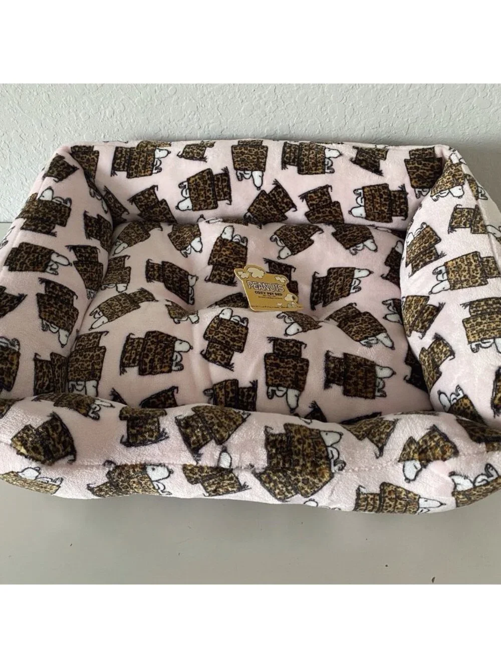 Peanuts Snoopy Small Dog Pet Cozy Cuddler Bed Animal‎ Print Leopard Doghouse NEW